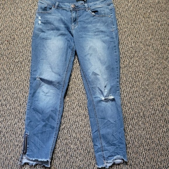 1822 Denim Ripped Zipper Frayed Edge Distressed Leggings Size 10 - Picture 5 of 15